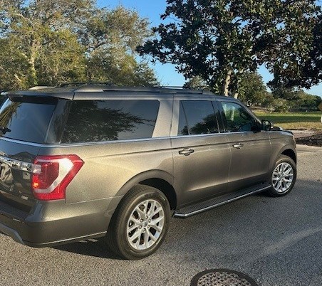 Expedition MAX XLT Rear